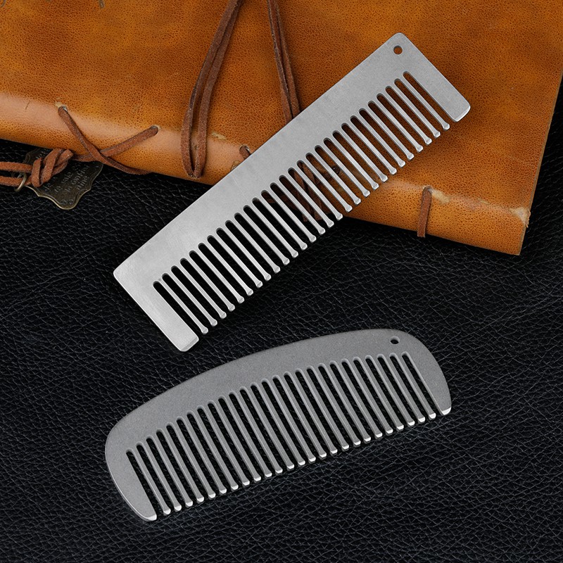 Сверхлегкая расческа из титано – обзор и цена Comb Pocket Titanium